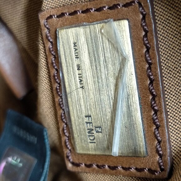 Authentic Fendi Brown Nylon Shoulder Bag mn480-121325 - Picture 16 of 16